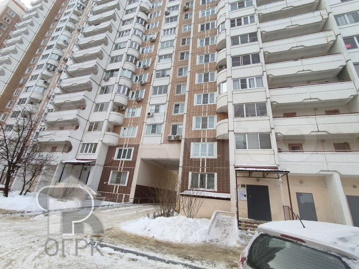3-к. квартира, 68 м², 3/17 эт.