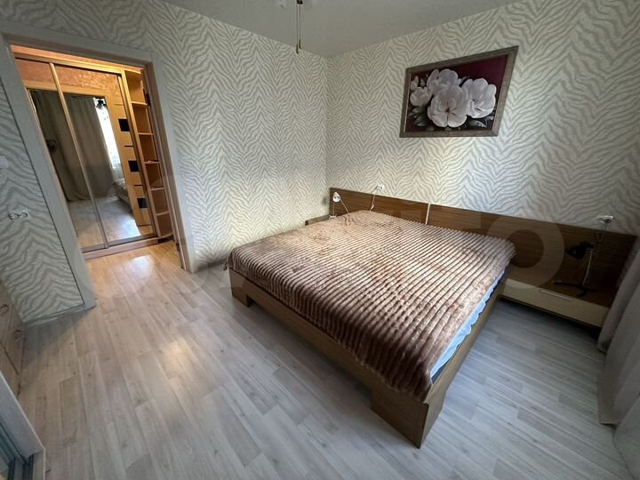 2-к. квартира, 65 м², 6/16 эт.