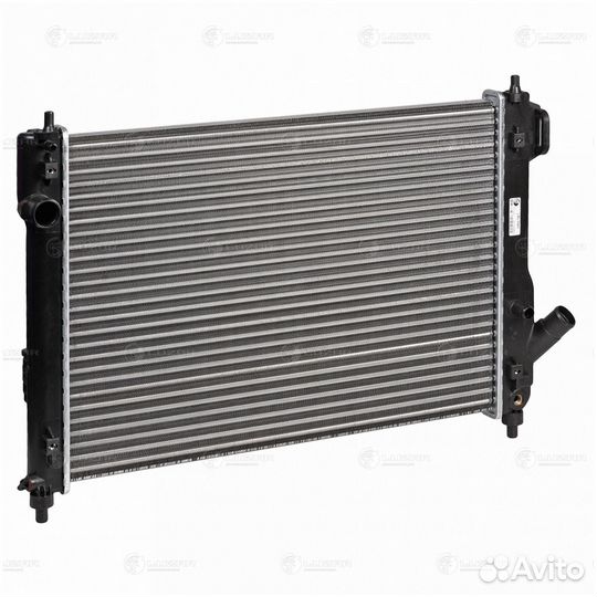 Радиатор охлаждения Шевроле Авео T255 08- 1.4i МКП