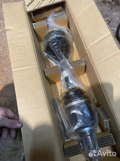 Вал приводной в сборе Toyota Hilux