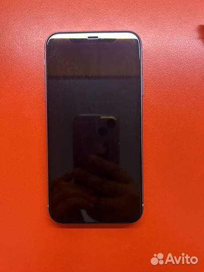 Телефон iPhone 11 новый