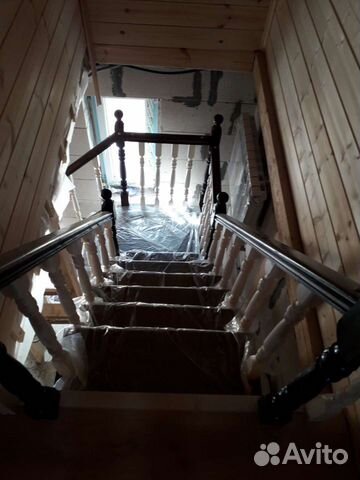 Угловая лестница для дачного дома