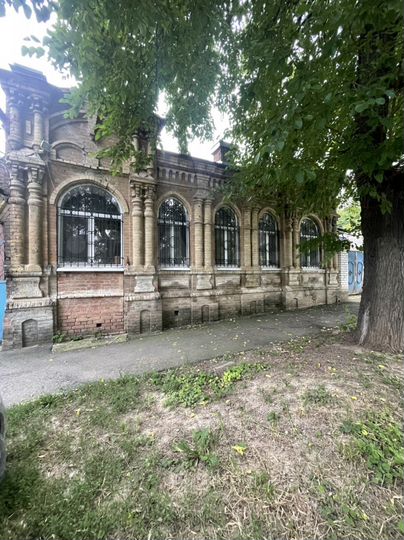 3-к. квартира, 77 м², 1/1 эт.
