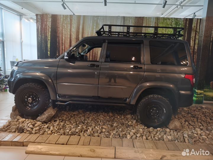 УАЗ Patriot 2.7 МТ, 2024