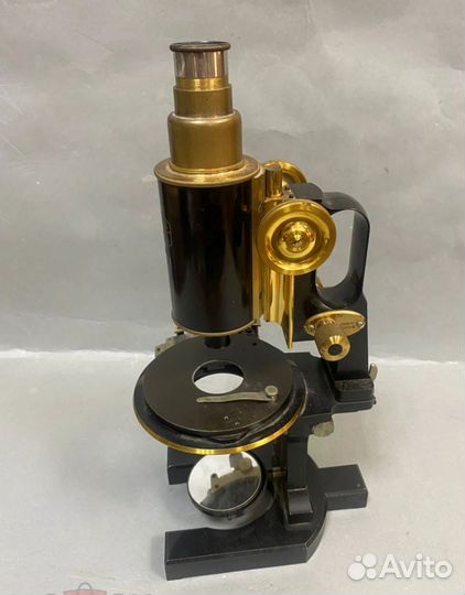 Микроскоп Карл Цейс