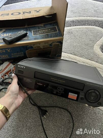 Видеомагнитофон sony