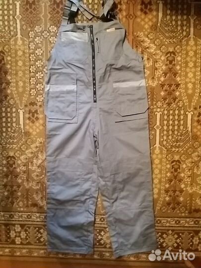 Рабочий профессиональный костюм