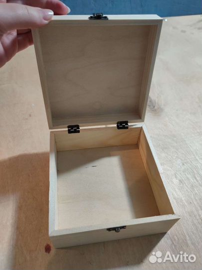 Шкатулка новая чистая