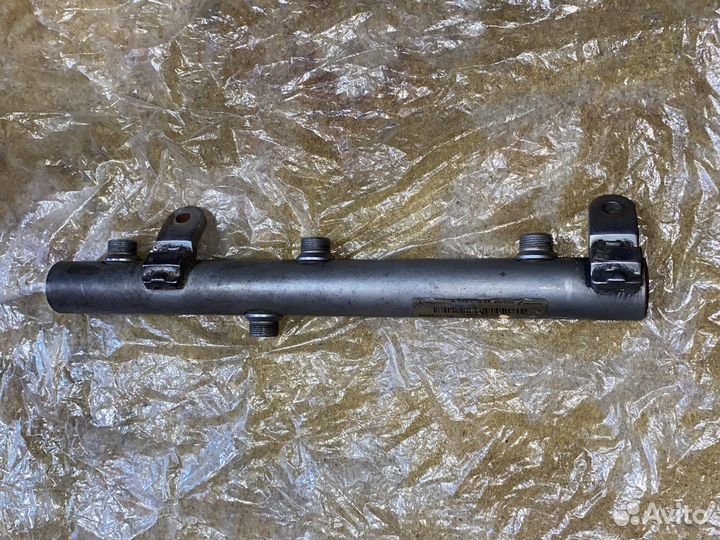 Топливная рампа Мерседес мл 164 642 мотор