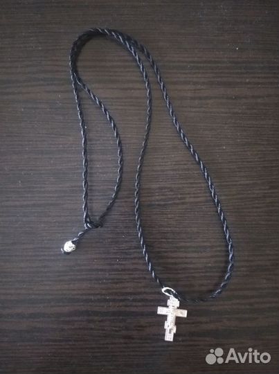 Серебряный крестик