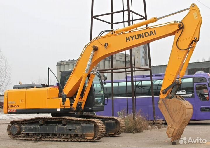 Аренда гусеничного экскаватора