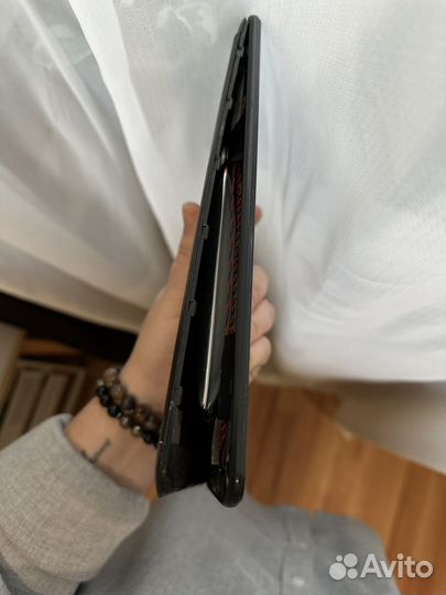 Планшет prestigio на запчасти (не рабочий)