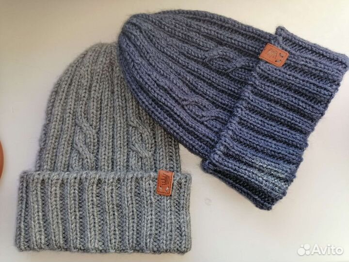 Вязаная шапка мужская