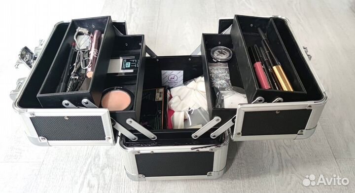 Nyx профессиональный кейс для косметики