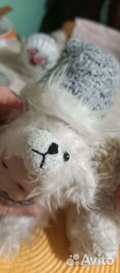 Коллекционные фарфоровые пупсы в костюмах мишек