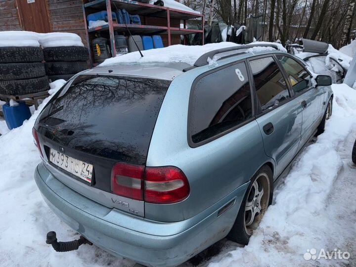 Кузов Volvo V40 универсал 1.9 B4204T 2000