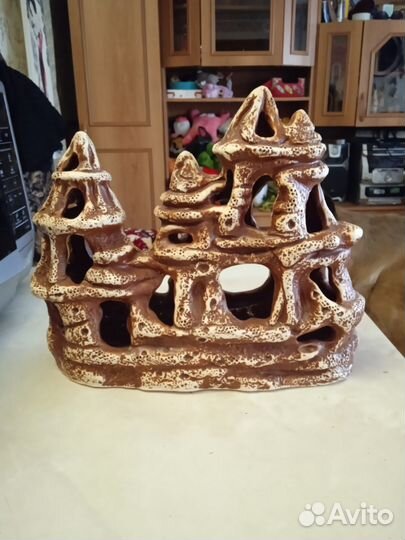 Замок для аквариума