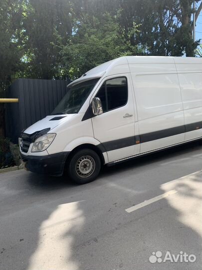 Mercedes-Benz Sprinter, 2011
