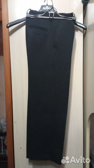 Школьная форма - 3 пиджака, 7 брюк