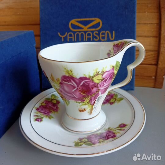 Чашка с блюдцем на одну персону