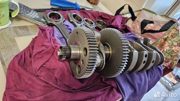 Коленвал и шатуны BMW K1300