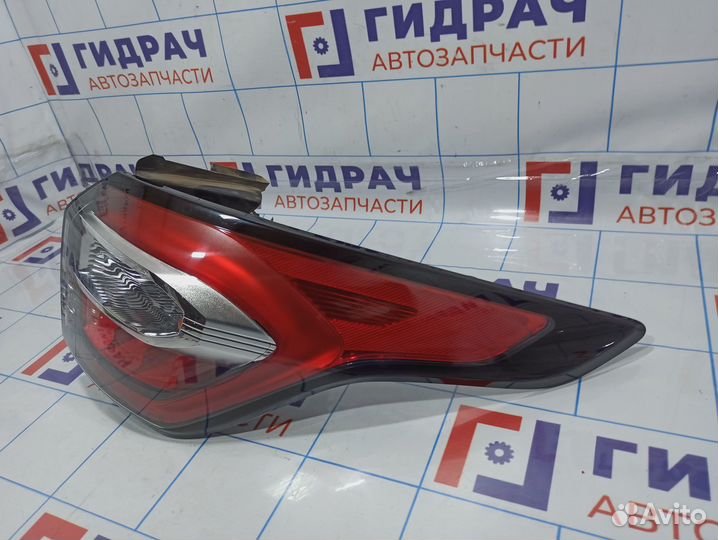 Фонарь задний наружный правый Ford Kuga 2339937