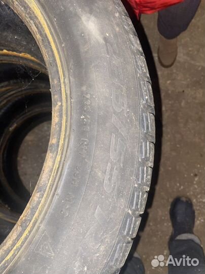 Pirelli Ice Zero 235/55 R17