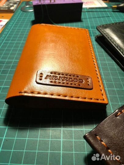 Кожаная обложа на документы