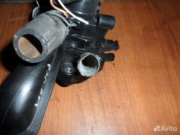 Корпус термостата,термостат Peugeot 308 4A 5FT