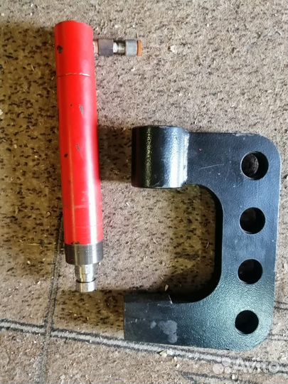 Струбцина гидравлическая