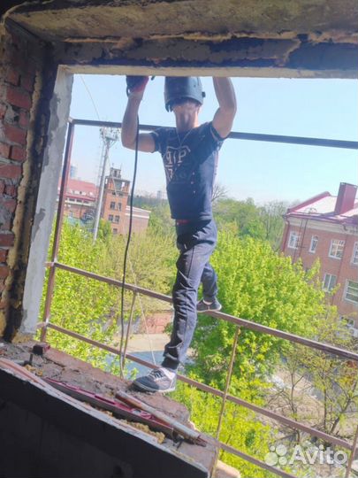 Расширение балкона и бесплатный выезд на замер