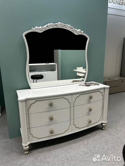 Спальная гарнитура Вена 6дв белый