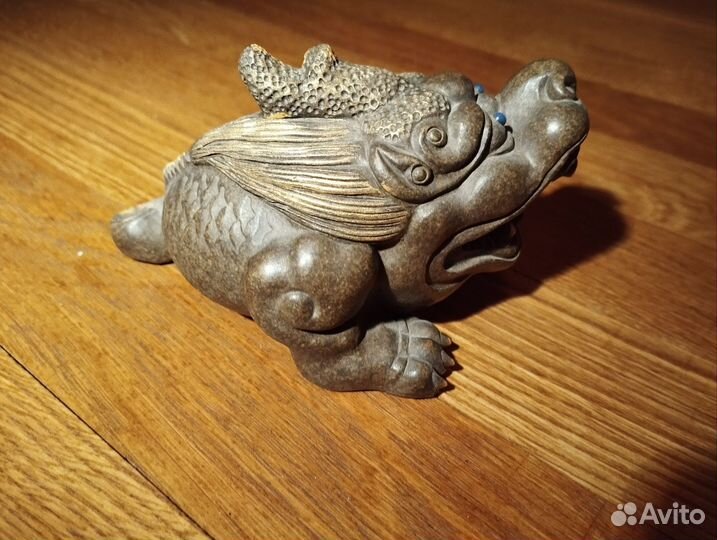 Статуэтка китайского водяного дракона лун-вана