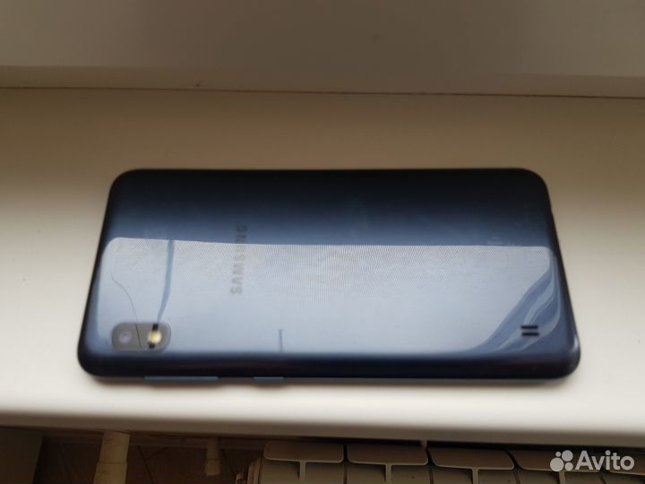 Samsung Galaxy A10, 2/32 ГБ