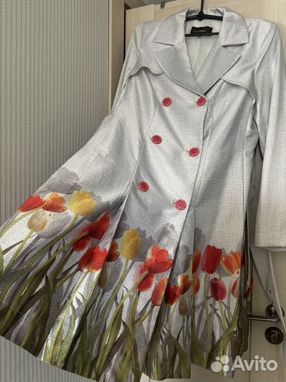 Плащ женский