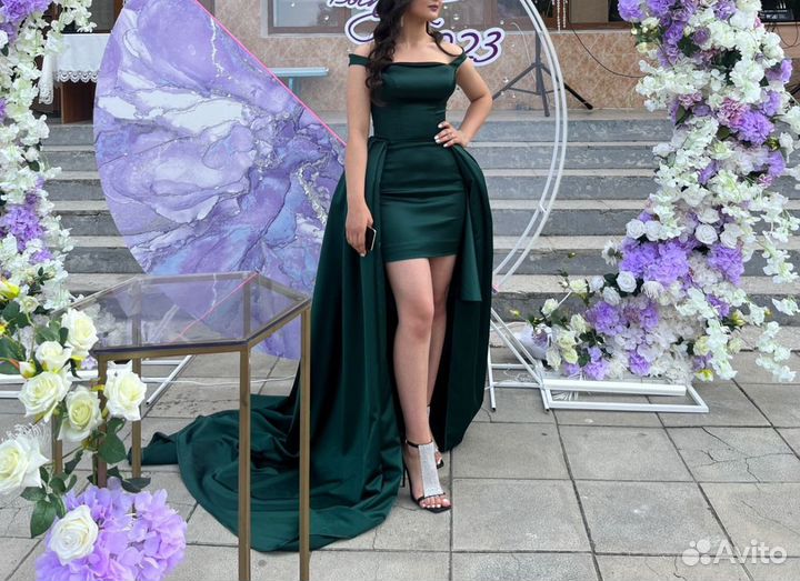 Вечернее платье