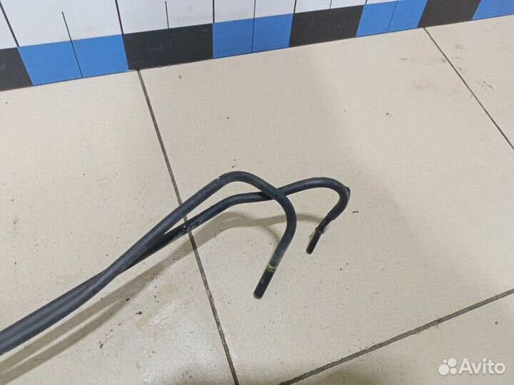 Трубка топливная RAV 4 2013