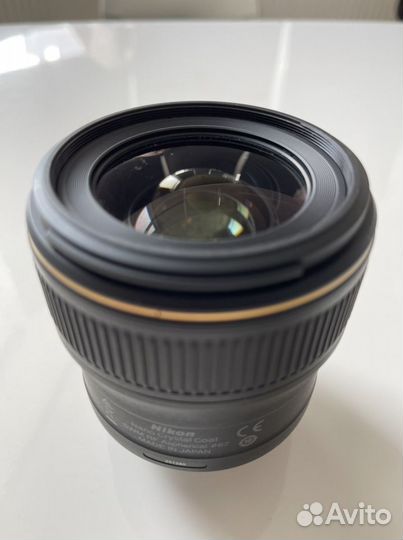 Объектив Nikon nikkor 35mm 1:1.4G