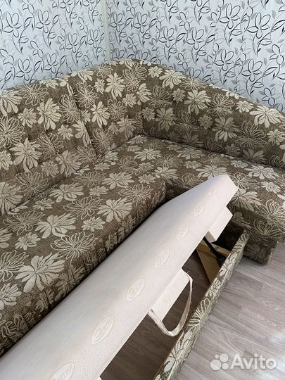 Угловой диван