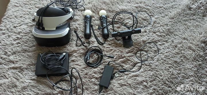 PS VR для PS4 + 2 Movies + камера