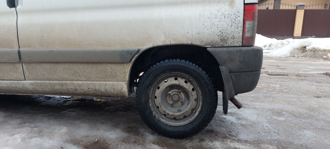 Citroen Berlingo: фото владельца