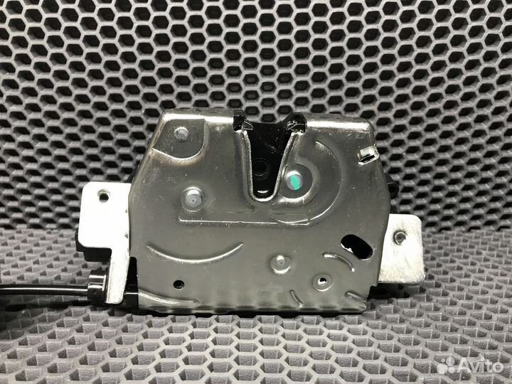 Замок багажника mercedes W164 ML X164 GL W251 R