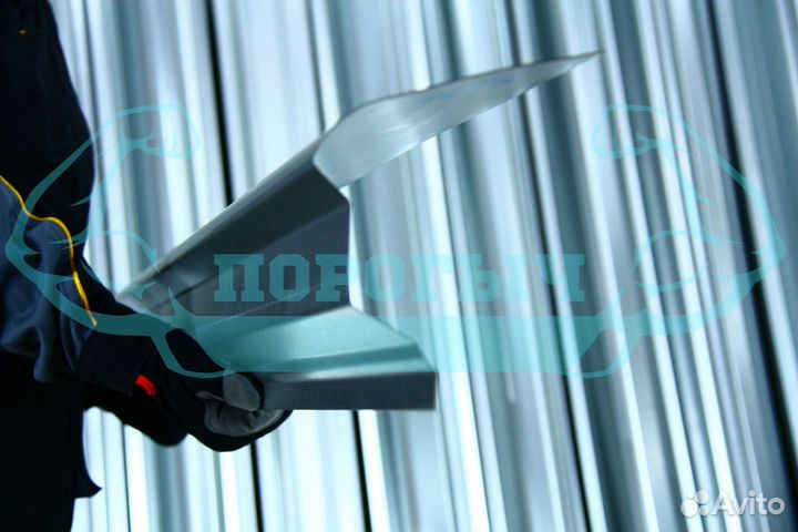 Ремотный порог Chevrolet Tahoe 2 левый