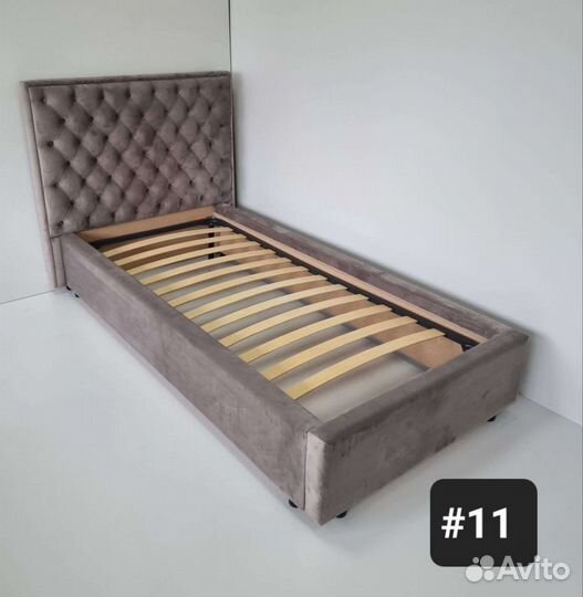 Кровать