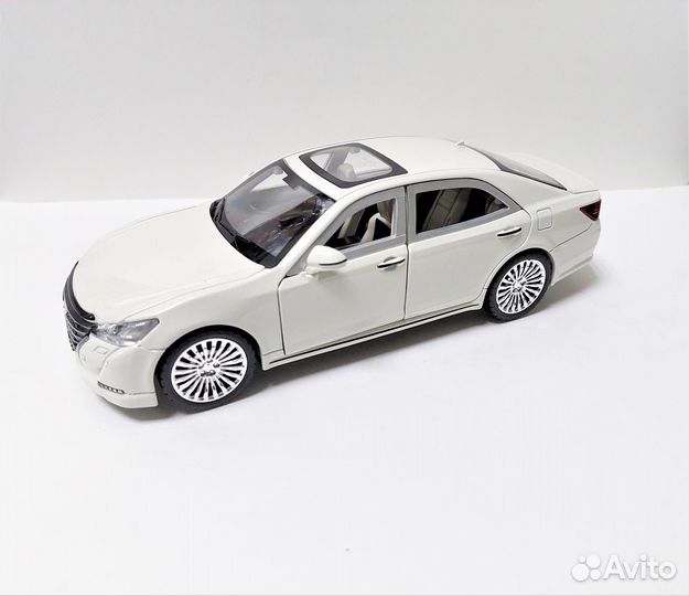 Модели автомобилей 1:24