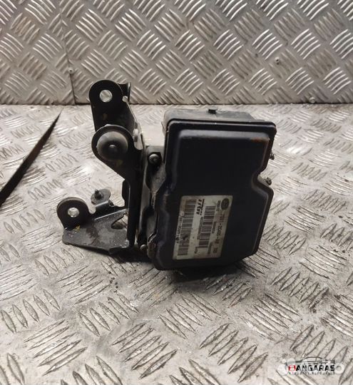 Блок абс 7g912c405ab Ford S-MAX 2006 - 2015 года