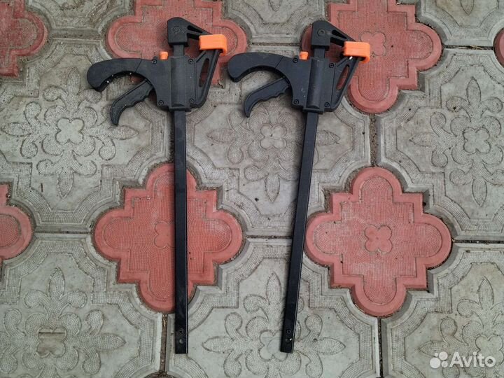 Струбцина быстрозажимная