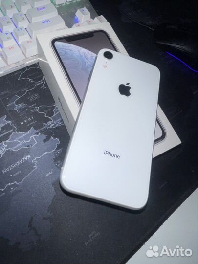 iPhone Xr, 64 ГБ