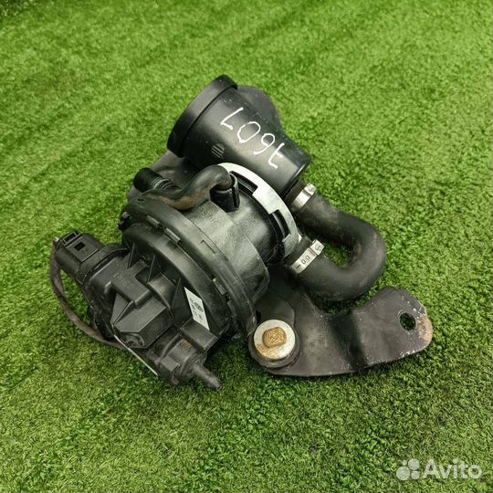 Топливный насос (магистральный) Volkswagen Golf 5