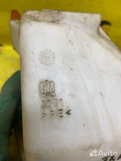 Бачок омывателя Opel Vectra C Z18XE 2002